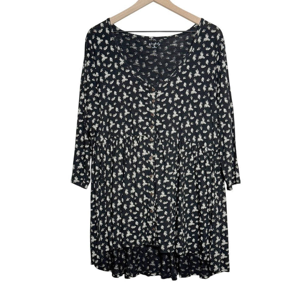 Wonderly‎ Womens Henley Knit Top 1X Black Cream Leaf Print Button Up Shirt Tunic